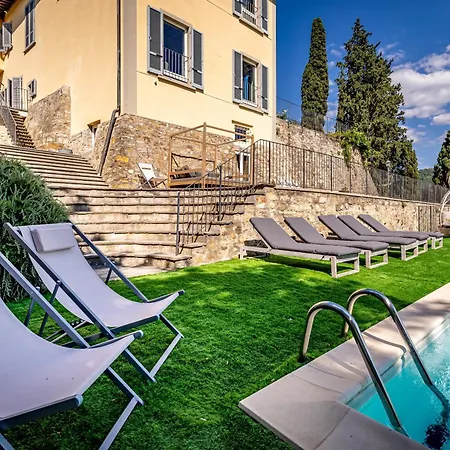 Luxury Tolomei Gucci With Country house